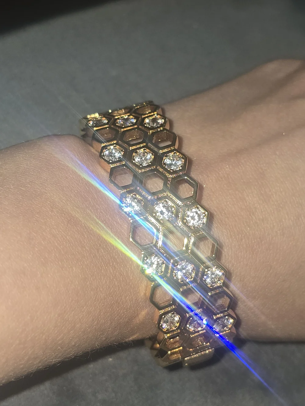 22kgp Dubai Jewelry Gold Honeycomb Bracelet with Clear Crystals - Women Jewelry